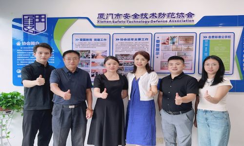 宇航工業(yè)交換機(jī)赴廈門安防協(xié)會、羅普特集團(tuán)參觀交流！